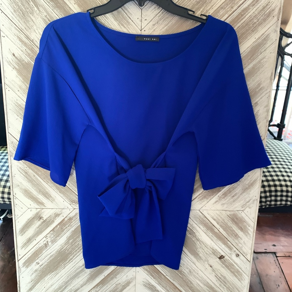 West Kei women’s dress shirt, never worn, size small
